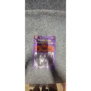 Halloween Resuseable Punkins Fangs New